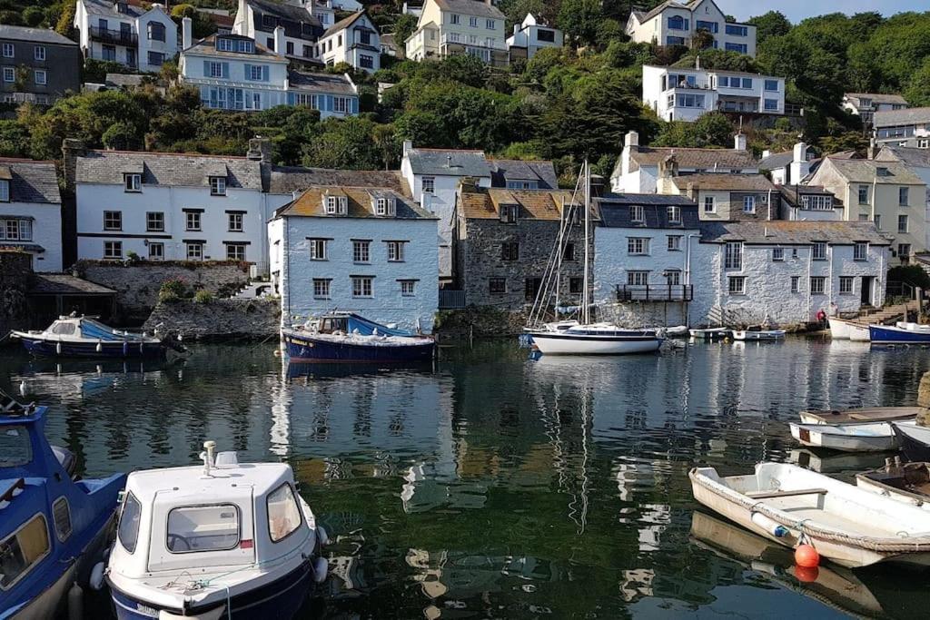 Bijou Coastal In With Hot Tub Onsite Parking Downhill Walk To Village * Polperro